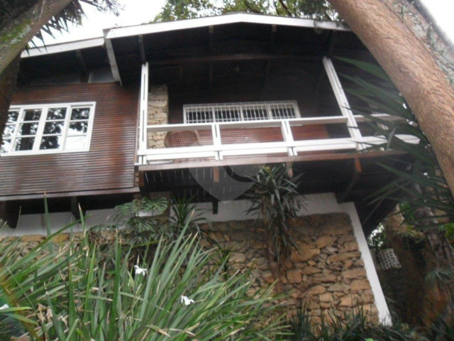 Sobrado à venda com 3 quartos, sendo 1 suíte, em Vila Albertina, São Paulo, SP