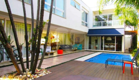 Casa à venda com 4 suítes no condomínio Bauhaus, São Paulo - SP
