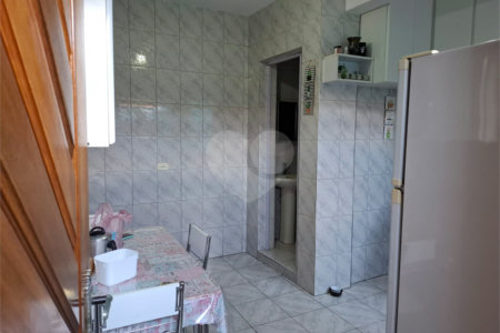 Sobrado à venda com 3 quartos, sendo 1 suíte, em Jardim Recanto Verde, São Paulo, SP