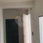 Sobrado à venda com 3 quartos em Vila Nilo, São Paulo, SP
