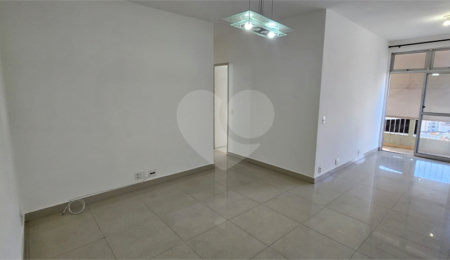 Apartamento à venda com 2 quartos, sendo 1 suíte,  em Tijuca, Rio de Janeiro, RJ