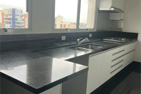 Apartamento à venda com 3 suítes em Vila Andrade, São Paulo, SP