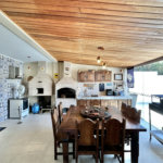 Casa à venda com 4 quartos, sendo 2 suítes,  no condomínio Granja Vianna II, Cotia - SP