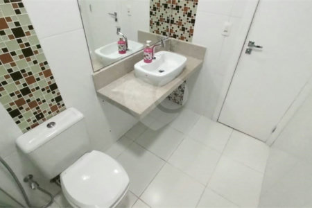 Cobertura à venda com 3 suítes em Braga, Cabo Frio, RJ