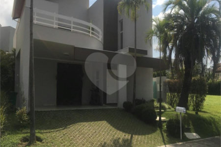 Sobrado Condomínio Paradiso Alto Padrão com Piscina e 03 suites ..