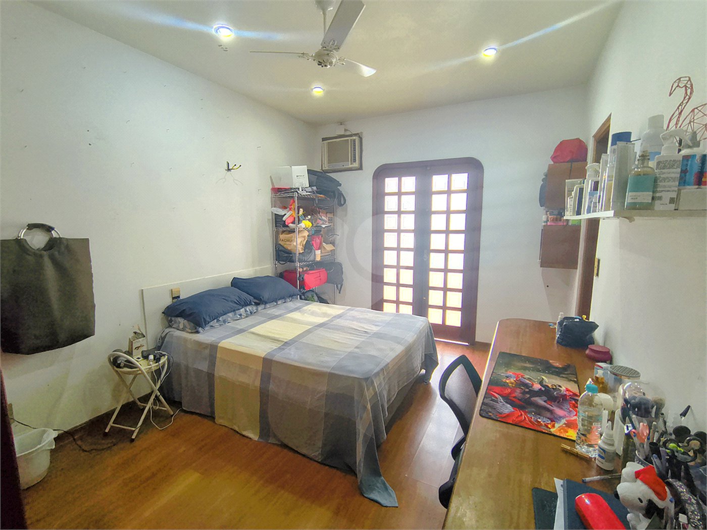 Casa à venda com 5 quartos, sendo 4 suítes, em Jardim Dom Bosco, Indaiatuba, SP