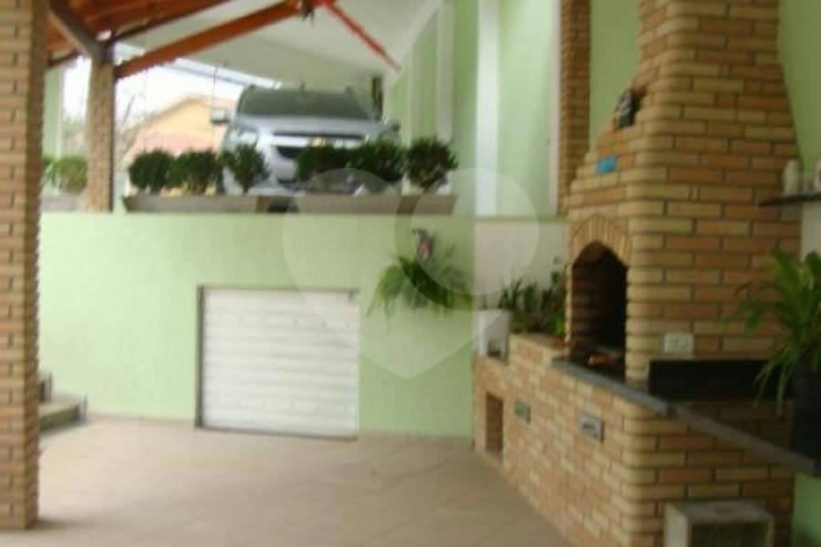 Sobrado à venda com 2 suítes em Tremembé, São Paulo, SP