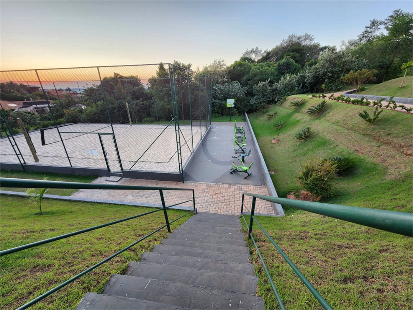 Terreno à venda no condomínio Residencial Jardim Primavera, Louveira - SP