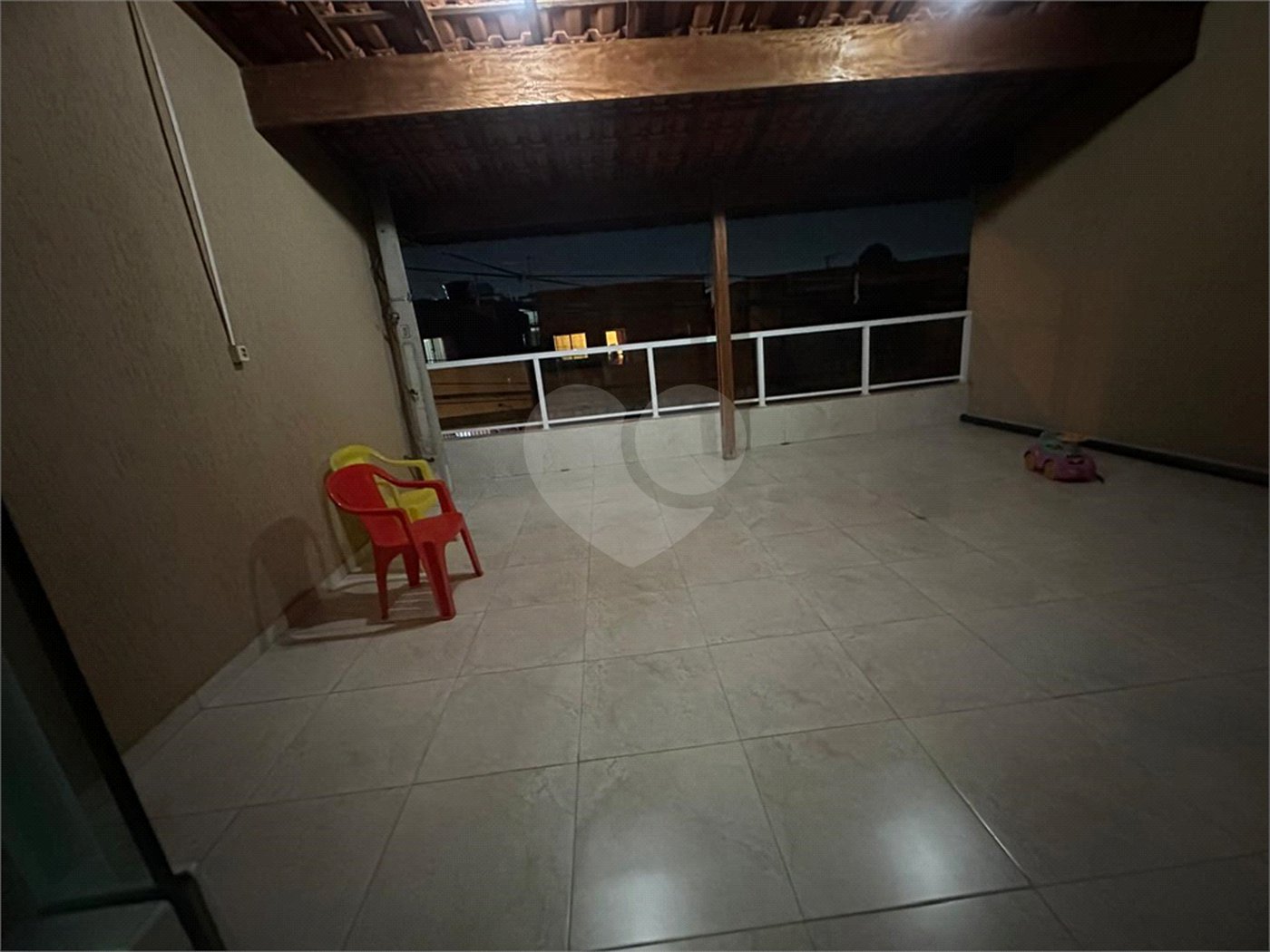 Sobrado à venda com 4 quartos em Jardim Luciana, Itaquaquecetuba, SP