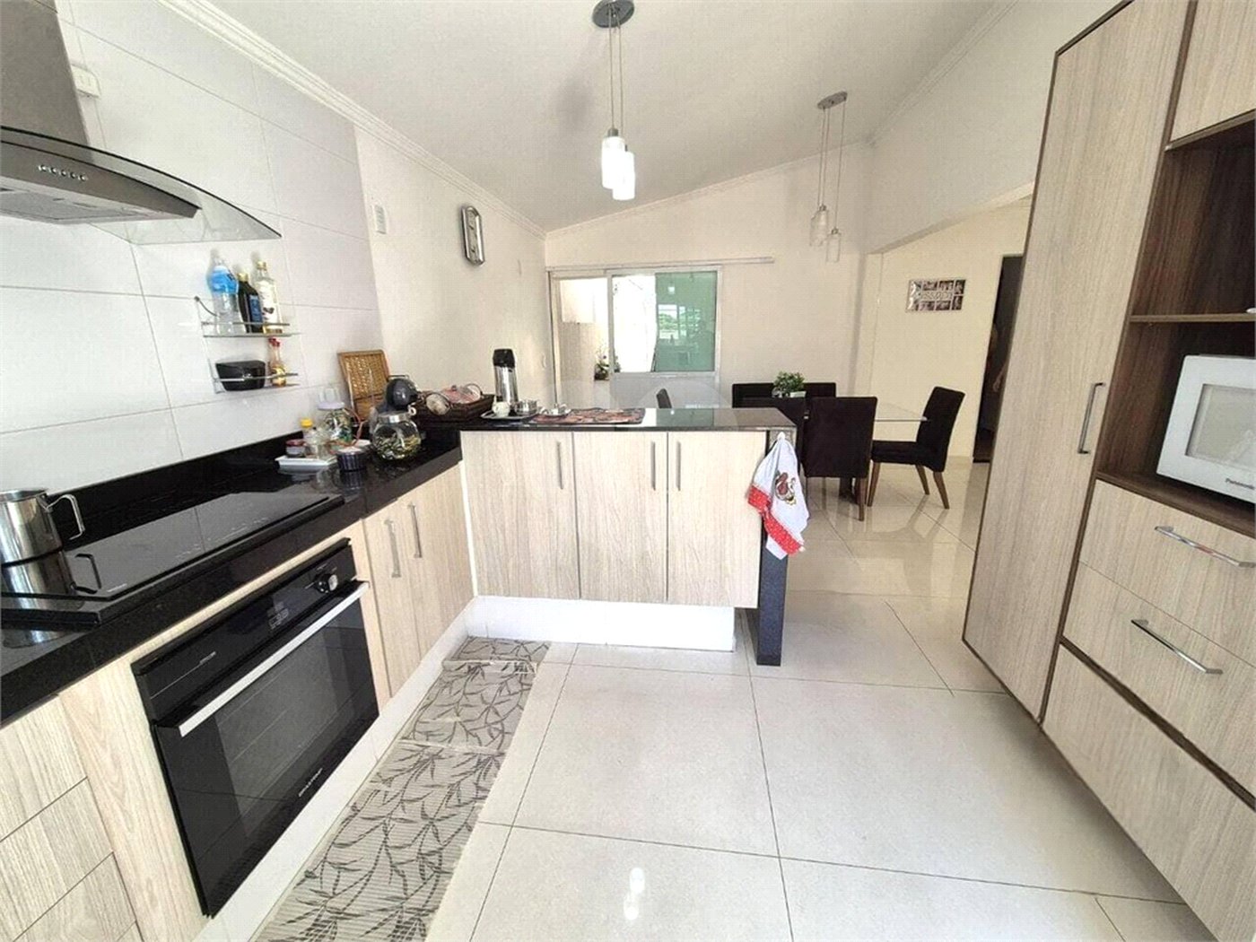 Casa à venda com 3 quartos, sendo 1 suíte,  em Vila Augusta, Sorocaba, SP