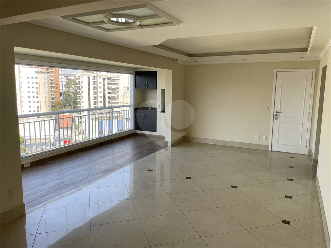 Apartamento à venda com 3 suítes em Jardim Ampliação, São Paulo, SP