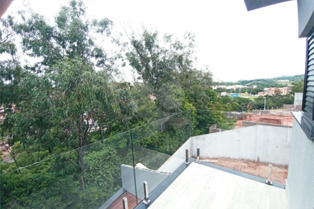Casa à venda com 3 suítes no condomínio Reserva dos Jatobás, Louveira - SP