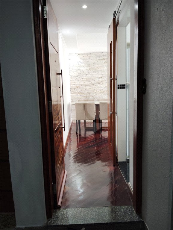 Apartamento à venda com 2 quartos em Jardim Peri, São Paulo, SP