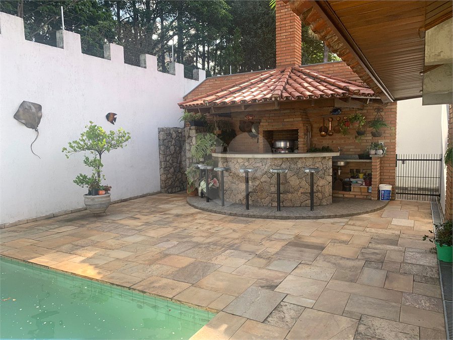 Casa à venda com 3 quartos, sendo 2 suítes,  no condomínio Village Davignon, Sorocaba - SP