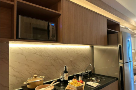 Apartamento à venda ou para alugar com 1 suíte em Pinheiros, São Paulo, SP