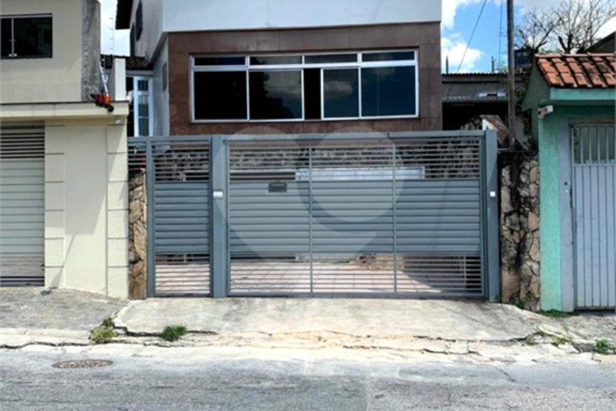 Sobrado à venda com 3 quartos, sendo 1 suíte, em Vila Guilherme, São Paulo, SP