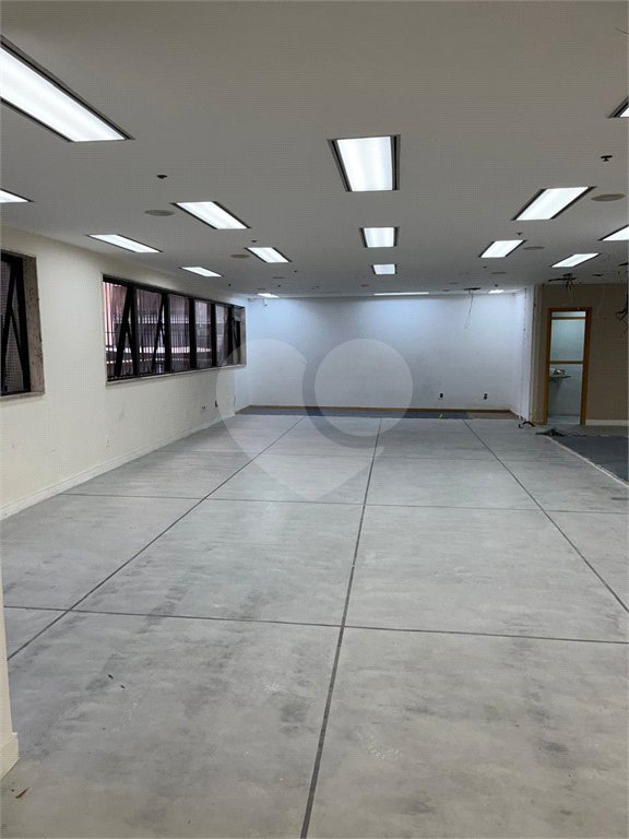 Sala à venda ou para alugar no Centro, Rio de Janeiro, RJ