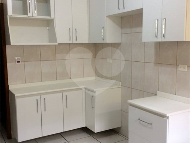 Sobrado à venda com 6 quartos em Vila Nova Cachoeirinha, São Paulo, SP