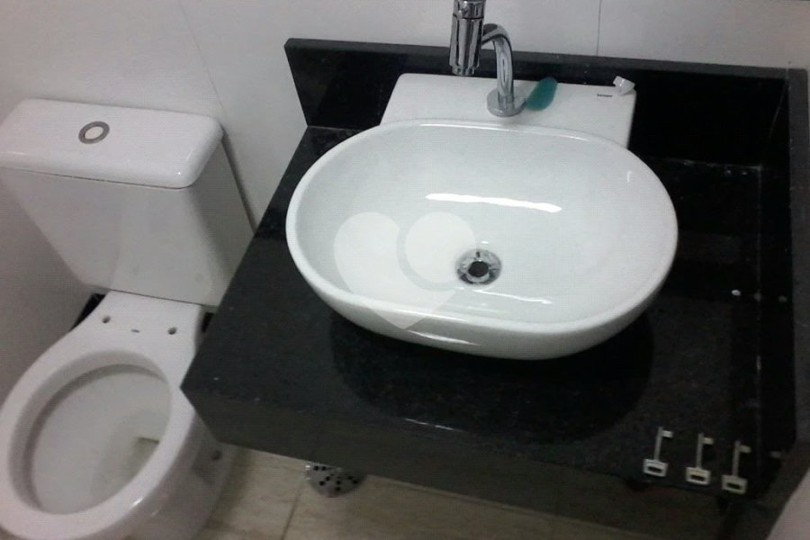 Sala comercial para locação e venda. 204m² AU