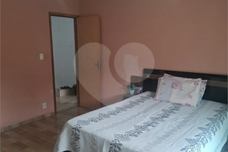 Casa à venda com 3 quartos, sendo 1 suíte, em Santíssimo, Rio de Janeiro, RJ