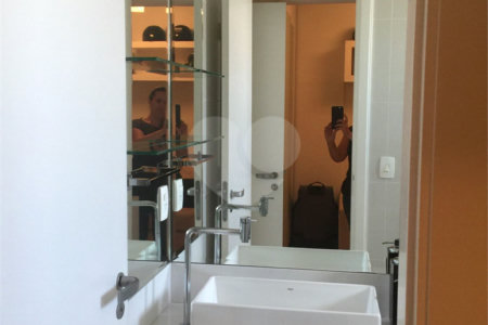 Apartamento à venda com 4 suítes em Vila Gertrudes, São Paulo, SP