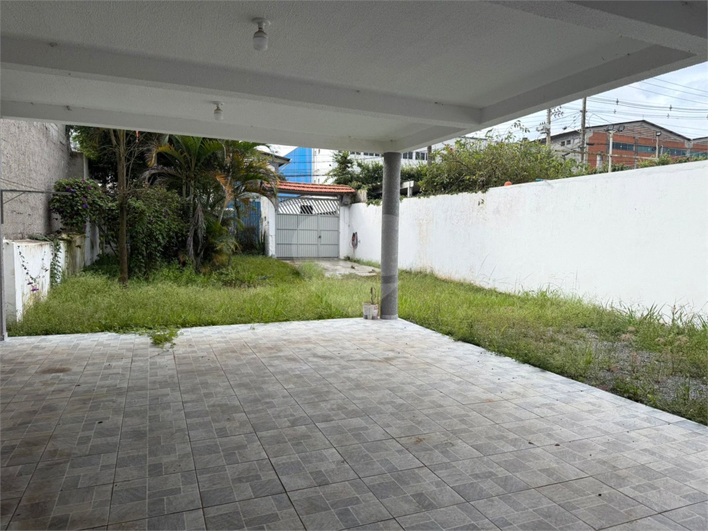 Casa à venda com 3 quartos, sendo 1 suíte, em Chácara Primavera, Suzano, SP