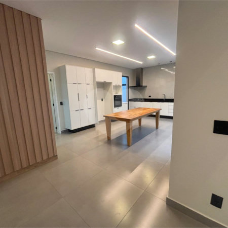 Casa à venda com 3 suítes no condomínio Residencial Chácara Ondina, Sorocaba - SP