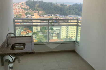 Apartamento à venda com 2 quartos, sendo 1 suíte, em Vila Galvão, Guarulhos, SP