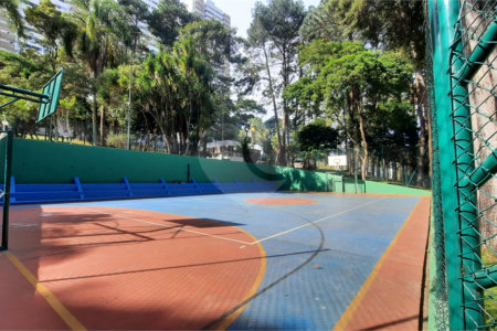 Apartamento à venda com 4 quartos, sendo 3 suítes,  em Interlagos, São Paulo, SP