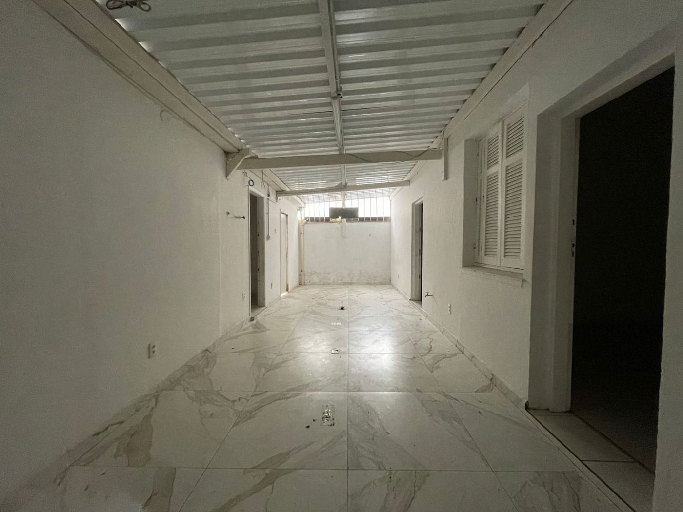 Casa com 5 dormitórios à venda, 232 m² por R$ 4.260.000,00 - Embaré - Santos/SP