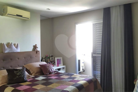 Apartamento à venda com 3 suítes em Jardim Londrina, São Paulo, SP