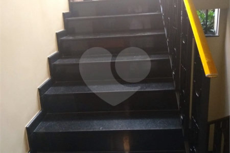Casa à venda com 4 quartos, sendo 2 suítes, no condomínio Osato, Atibaia - SP