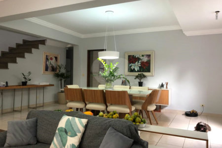 Sobrado à venda com 3 quartos, sendo 1 suíte, em Vila Mariza Mazzei, São Paulo, SP