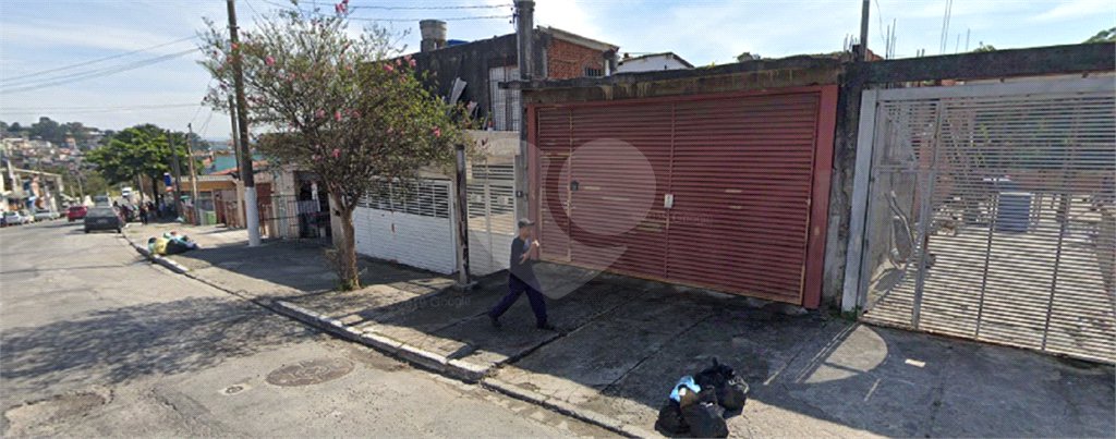 Sobrado à venda com 3 quartos, sendo 1 suíte, em Jaraguá, São Paulo, SP