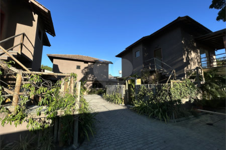 Duplex à venda com 3 suítes no Centro / Arraial D'ajuda, Porto Seguro, BA