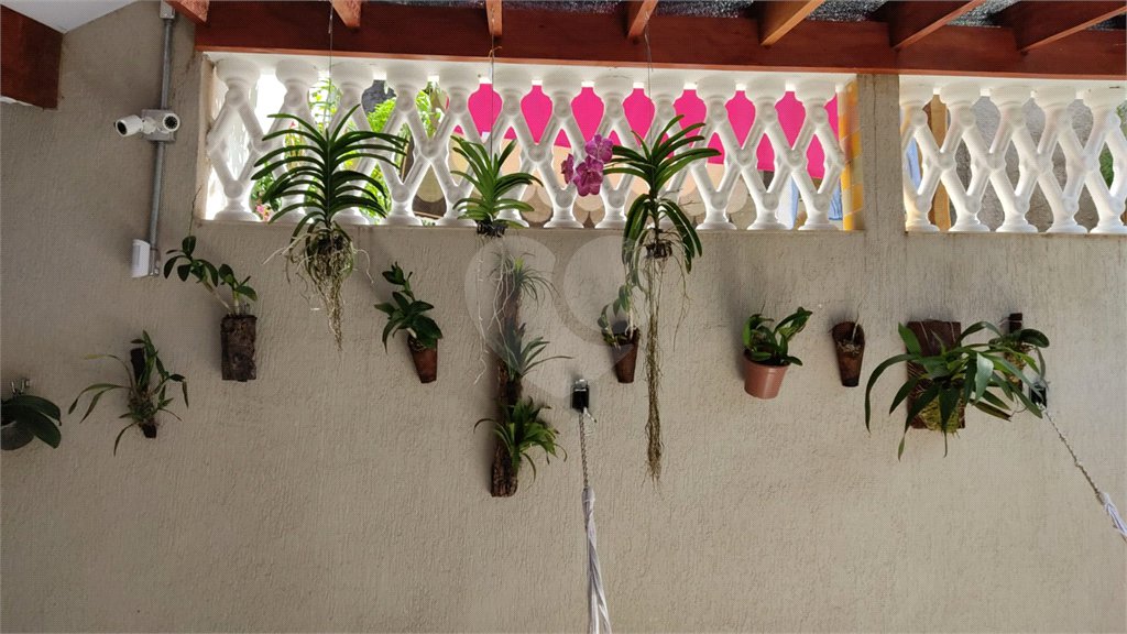 Sobrado à venda com 3 quartos, sendo 1 suíte, em Parque Cidade Jardim Ii, Jundiaí, SP