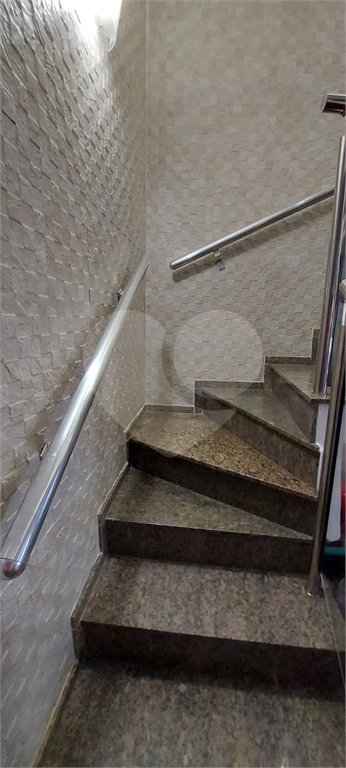 Casa à venda com 3 quartos, sendo 1 suíte, no condomínio Ville Resedá, São Paulo - SP