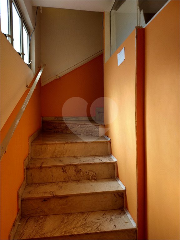 Sobrado à venda com 3 quartos em Jardim Regina, São Paulo, SP