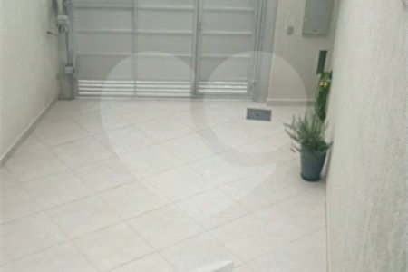 Sobrado à venda com 3 quartos, sendo 1 suíte,  em Vila Gustavo, São Paulo, SP