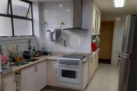 Apartamento à venda com 4 quartos, sendo 2 suítes, em Tijuca, Rio de Janeiro, RJ