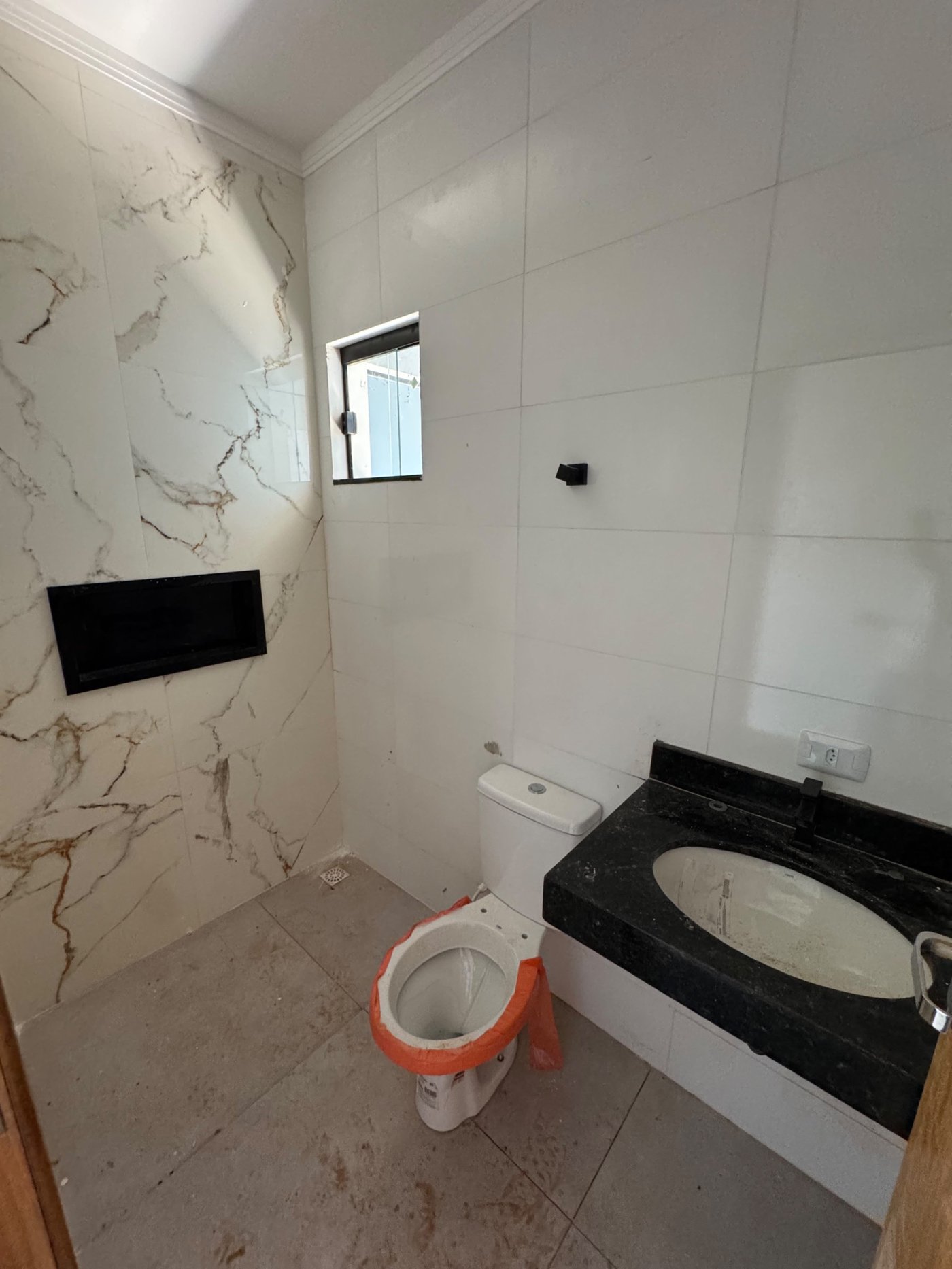 Casa à venda com 2 quartos, sendo 1 suíte,  em Jardim Bela Vista, Três Lagoas, MS