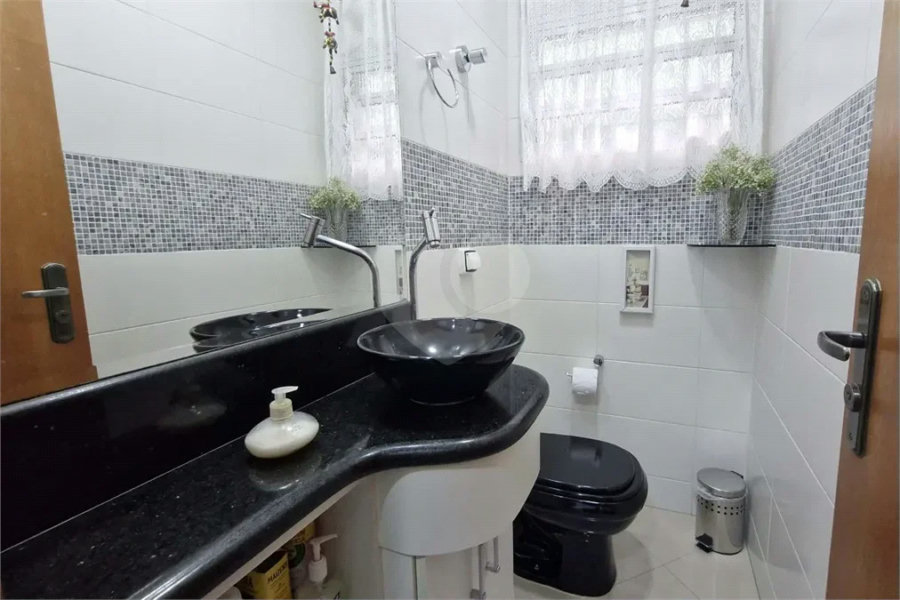 Sobrado à venda com 3 quartos, sendo 1 suíte,  em Tremembé, São Paulo, SP