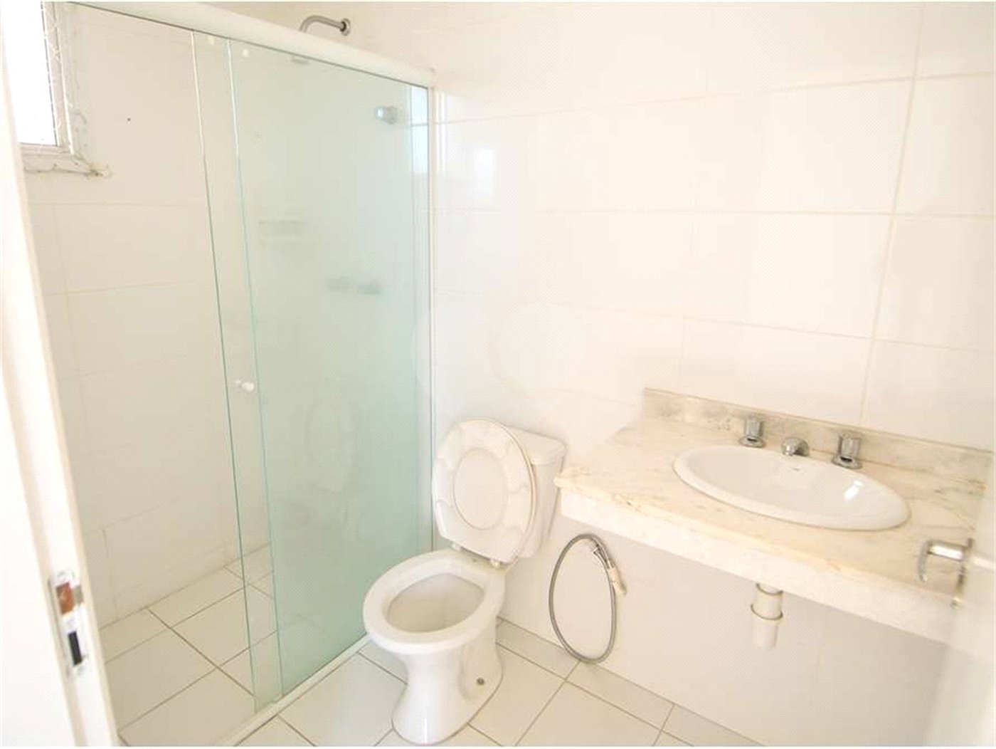 Apartamento à venda ou para alugar com 4 quartos, sendo 2 suítes, em Vila Oliveira, Mogi das Cruzes, SP