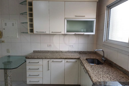 Apartamento à venda com 3 quartos, sendo 1 suíte, em Brooklin Paulista, São Paulo, SP