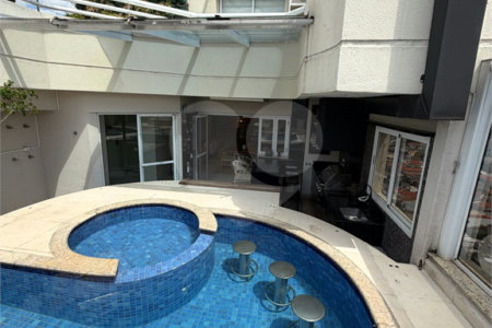 Triplex à venda com 4 suítes em Santa Teresinha, São Paulo, SP