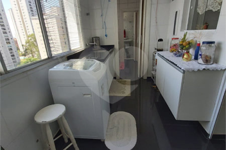 Apartamento à venda com 3 quartos, sendo 2 suítes, em Vila Andrade, São Paulo, SP