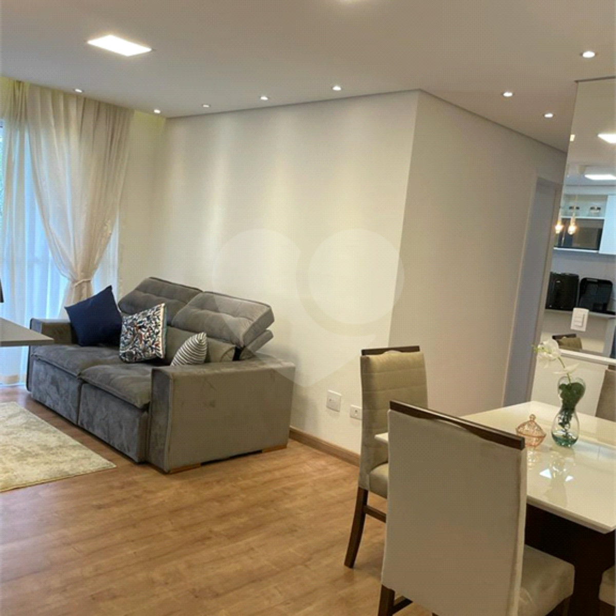 Apartamento à venda com 2 quartos, sendo 1 suíte, em Campo Grande, São Paulo, SP