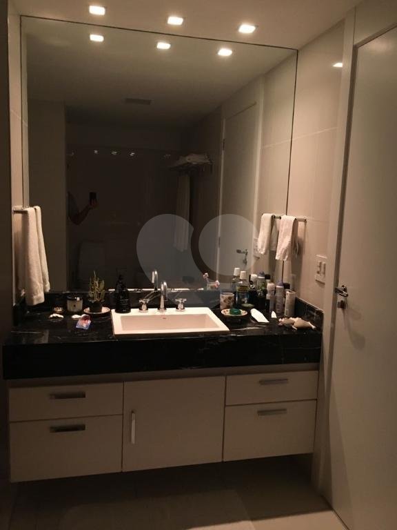 Apartamento à venda com 3 suítes em Granja Julieta, São Paulo, SP