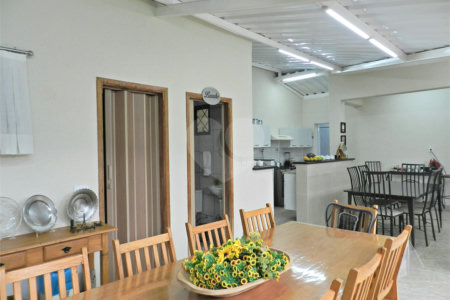 Sobrado à venda com 4 quartos, sendo 3 suítes, em Jardim Paulistano, Ribeirão Preto, SP