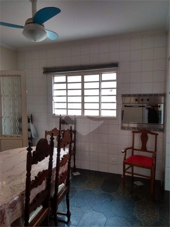 Sobrado à venda com 3 quartos, sendo 2 suítes, no Centro, Araraquara, SP